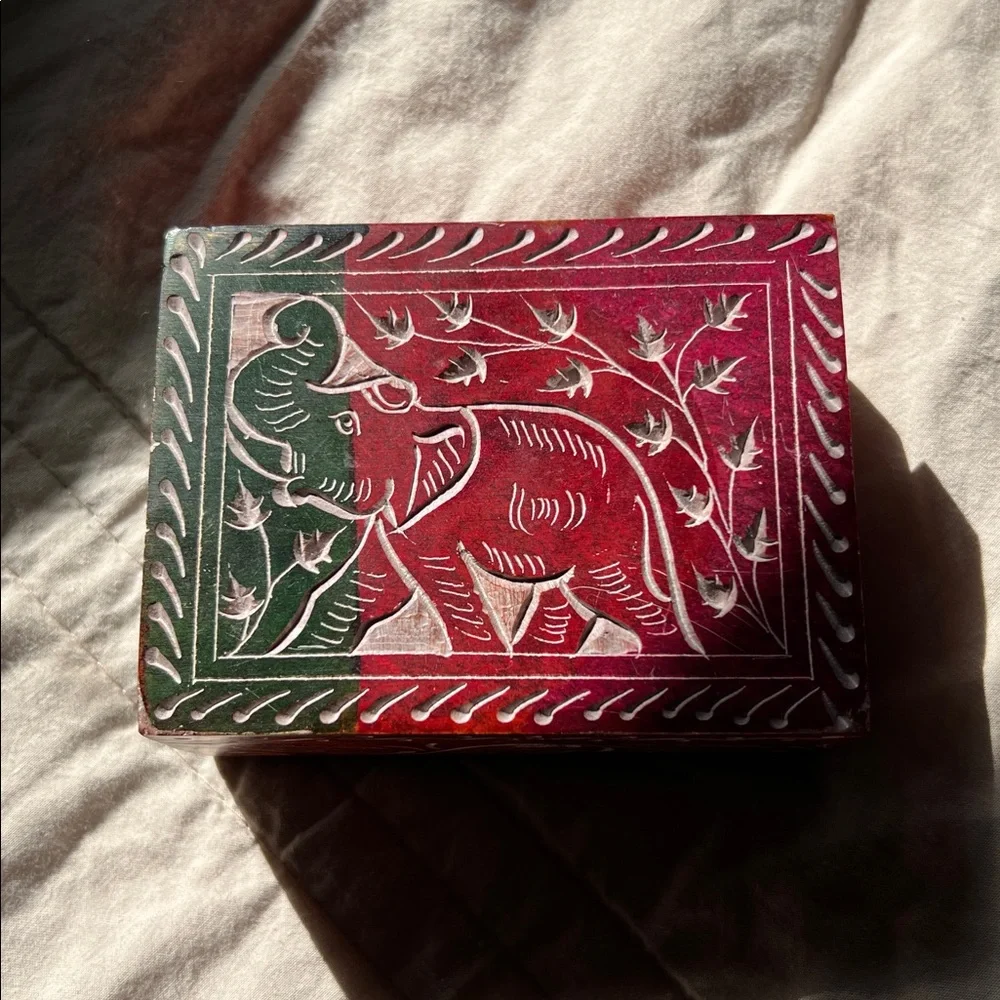 Handcrafted Elephant soapstone Design jewelry‎ or trinket Box